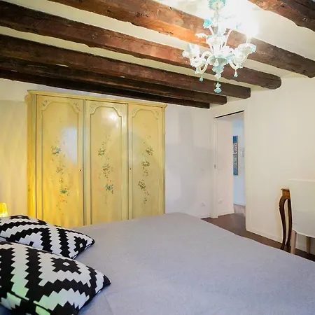 Apartment Comodo A San Marco